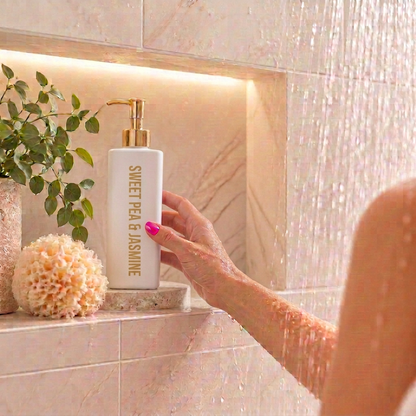 500ml Triangle White Sweet Pea & Jasmine Coconut Body Wash.