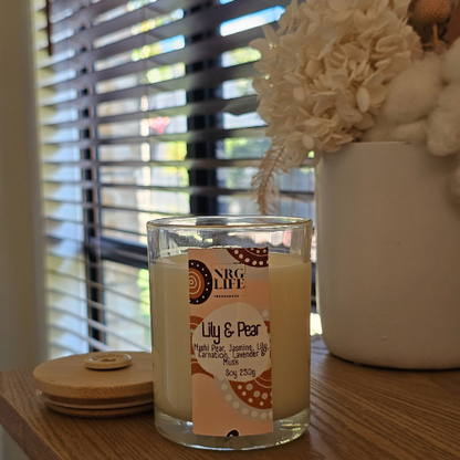 Eco Soy Candle - Lily & Pear