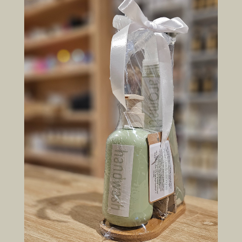 Mint Green Gift Set - Room Spray & Hand Wash with Persian Lime & Lemongrass fragraance.